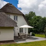 Holiday home Friesentraum Oevenum